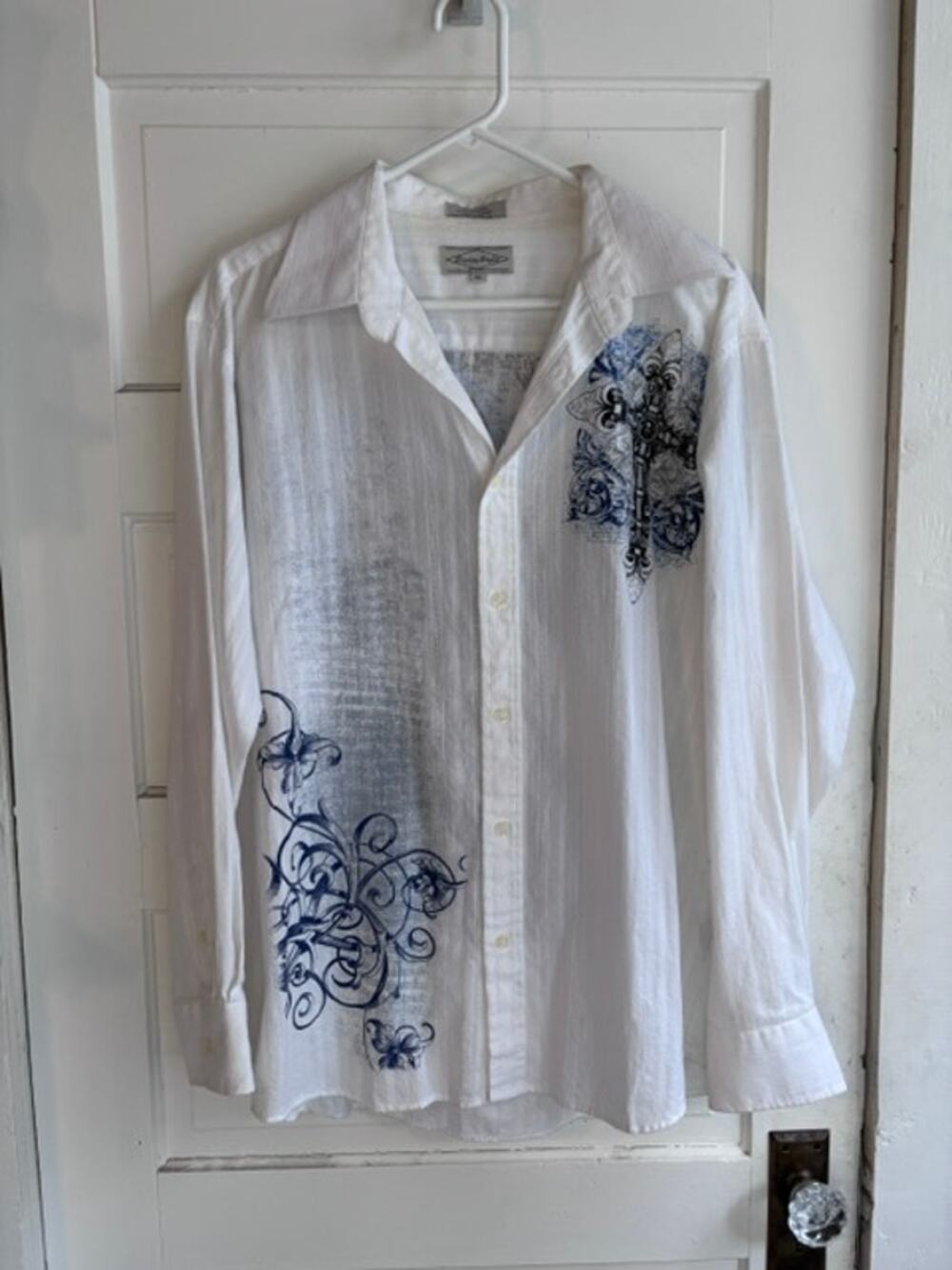 Eighty Eight Men XL White Gothic Cross Wings Y2K Affliction Style Button Shirt